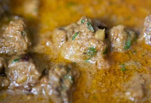 beef chunks in grease