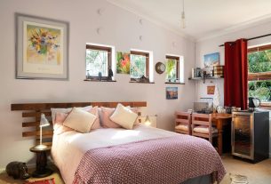 throw pillows on bed