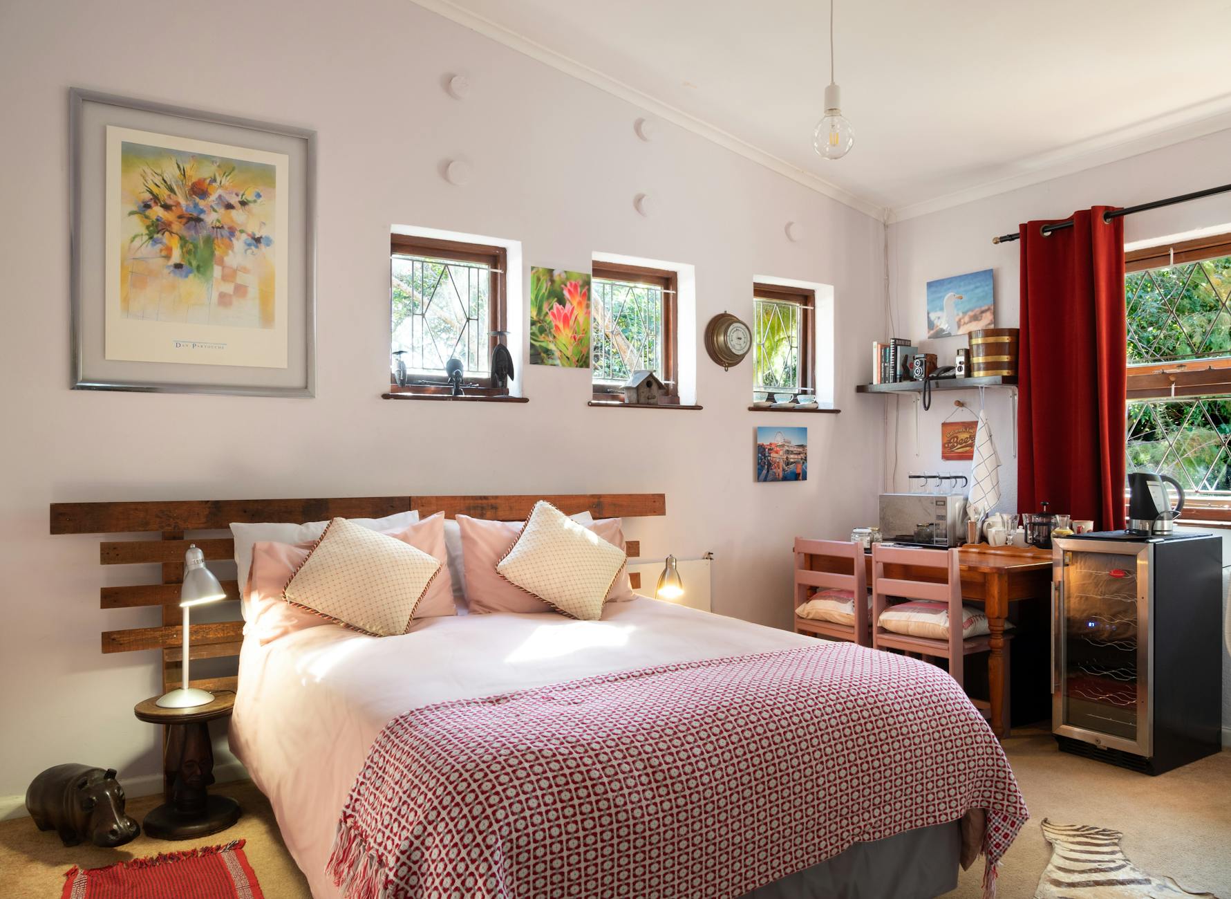 throw pillows on bed